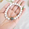 Howlite, bracelet, bracelet en howlite, bracelet pierre, bracelet pierre naturelle, spipritualité, yoga, méditation, sadhana nepal