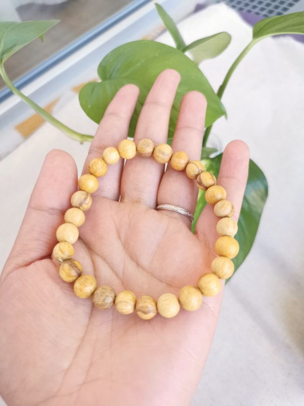 Bracelet de Palo Santo, bracelet, palo santo, méditation, yoga, Sadhana Nepal, spiritualité, yoga