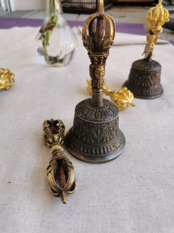 Cloche Tibétaine et Dorje taille S,Cloche Tibétaine et Dorje, méditation, yoga, cloche tibétaine, cloche et vajra, bell and bajra, Sadhana nepal