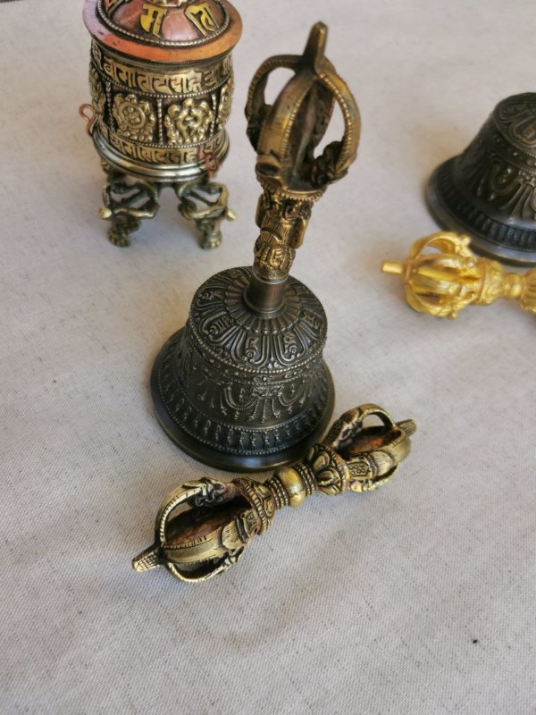 Cloche Tibétaine et Dorje taille S,Cloche Tibétaine et Dorje, méditation, yoga, cloche tibétaine, cloche et vajra, bell and bajra, Sadhana nepal