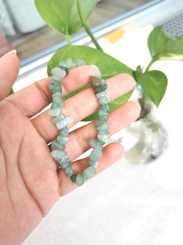Bracelet aventurine verte, bracelet pierre, bracelet pierre chips, cristal de roche, yoga, méditation, spiritualité, Sadhana Nepal