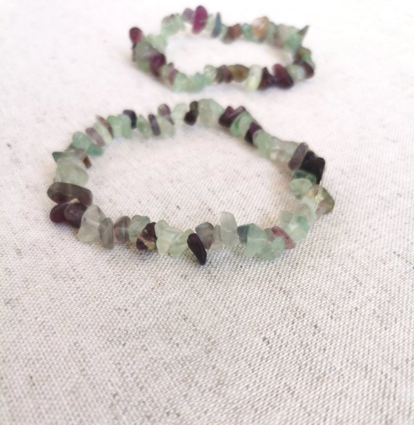 Bracelet fluorite, bracelet pierre, bracelet pierre chips, cristal de roche, yoga, méditation, spiritualité, Sadhana Nepal