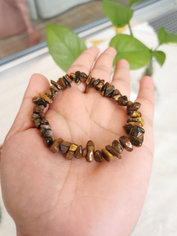 Bracelet œil de tigre, bracelet pierre, bracelet pierre chips, cristal de roche, yoga, méditation, spiritualité, Sadhana Nepal