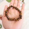 Bracelet œil de tigre, bracelet pierre, bracelet pierre chips, cristal de roche, yoga, méditation, spiritualité, Sadhana Nepal