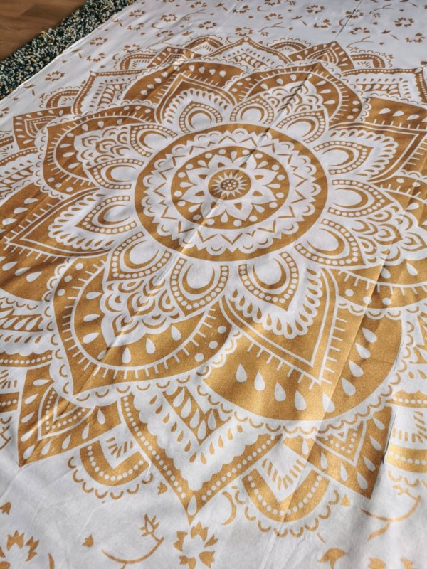 Tapisserie murale lotus doré, mandala , tapisserie murale, tapisserie, tapestry mandala, Sadhana nepal, yoga, méditation, déco, boho