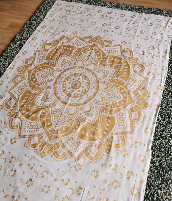 Tapisserie murale lotus doré, mandala , tapisserie murale, tapisserie, tapestry mandala, Sadhana nepal, yoga, méditation, déco, boho