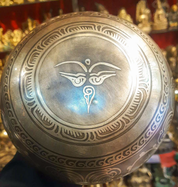 Bol chantant mantra, bol himalayen, bol tibétain, bol de méditation, yoga, méditation, spiritualité, Sadhana Nepal