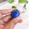 Lapis Lazuli roulée , pierre roulée, lithothérapie, pierres naturelles, pierres , lapis lazuli, spiritualité, méditation, yoga , sadhananepal
