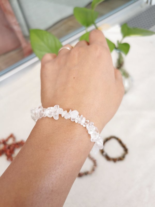 Bracelet cristal de roche, cristal de roche, lithothérapie, bracelet pierre, pierres naturelles, bracelet pierre , spiritualité, méditation, yoga, SadhanaNepal