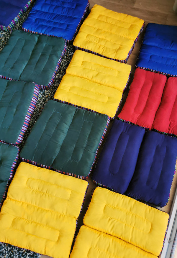 Coussin yoga et méditation, yoga et méditation, coussin tibétain, coussin , coussin déco, coussin de sol, coussin népalais , Sadhana Nepal